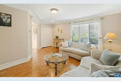 111 Storms Drive, Mahwah, NJ 07430 - Photo 6
