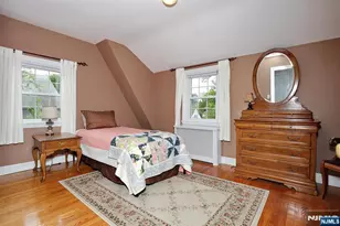 496 Tilden Ave, Teaneck Township, NJ 07666 - Photo 12