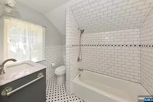 176 Park Ave, Allendale, NJ 07401 - Photo 14
