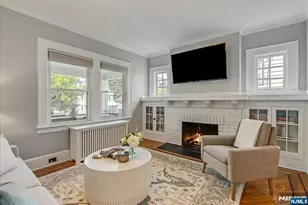 40 Comley Pl, Bloomfield, NJ 07003 - Photo 8