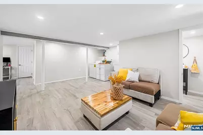 121 Smallwood Avenue, Belleville, NJ 07109 - Photo 28