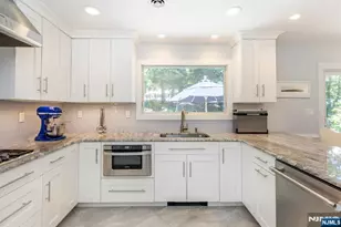 83 Brookside Terrace, Caldwell, NJ 07006 - Photo 24