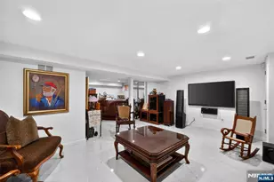 413 Maple Hill Dr, Hackensack, NJ 07601 - Photo 26