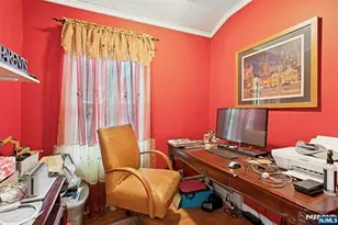 181 Selvage Ave, Teaneck Township, NJ 07666 - Photo 8