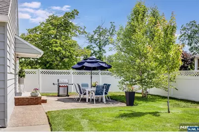 98 Totowa Road, Totowa, NJ 07512 - Photo 36