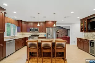 195 Overlook Pl, Mahwah, NJ 07430 - Photo 8