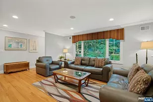 195 Overlook Pl, Mahwah, NJ 07430 - Photo 4