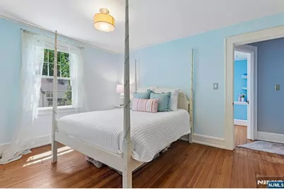31 Macopin Avenue, Montclair, NJ 07043 - Photo 12