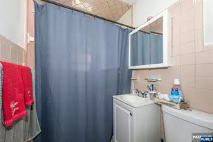 67 Stuyvesant Ct, Clifton, NJ 07013 - Photo 26