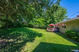 67 Stuyvesant Ct, Clifton, NJ 07013 - Photo 28