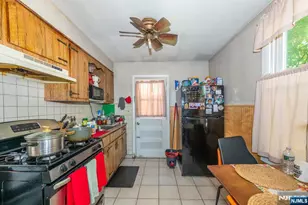 67 Stuyvesant Ct, Clifton, NJ 07013 - Photo 22