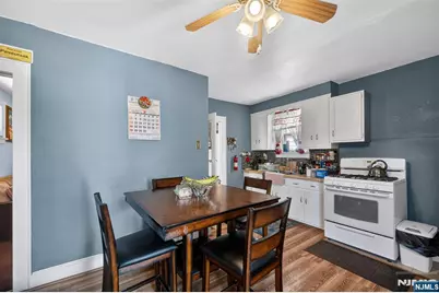 13 Sherman Place, Clifton, NJ 07011 - Photo 10