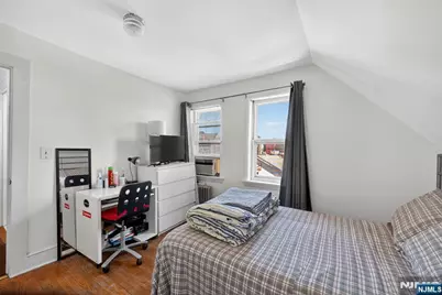 13 Sherman Place, Clifton, NJ 07011 - Photo 14
