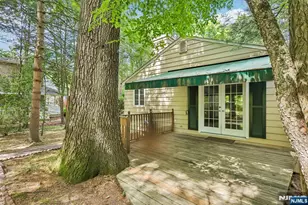 437 Summit St, Ridgewood, NJ 07450 - Photo 32