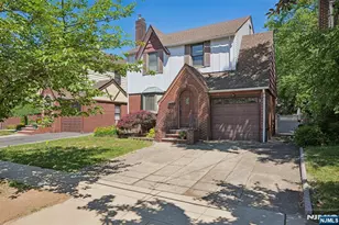 26 Ferncliff Rd, Bloomfield, NJ 07003 - Photo 2