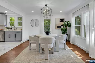 34 Cloverhill Place, Montclair, NJ 07042 - Photo 10