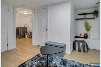 34 Cloverhill Place, Montclair, NJ 07042 - Photo 24