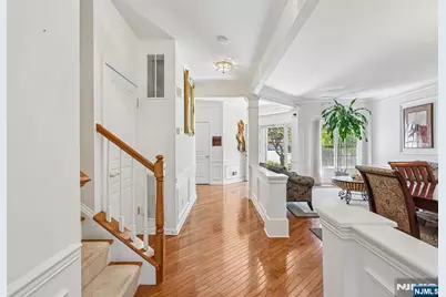 5 Scarlet Oak Lane, Paramus, NJ 07652 - Photo 20