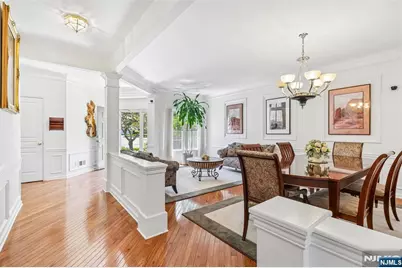 5 Scarlet Oak Lane, Paramus, NJ 07652 - Photo 4