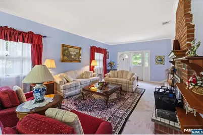 22 Lake Street, Hillsdale, NJ 07642 - Photo 6