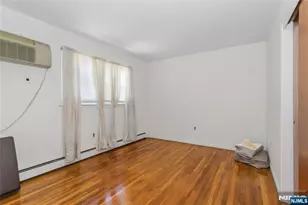 164 Page St, Elmwood Park, NJ 07407 - Photo 28