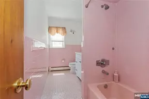 164 Page St, Elmwood Park, NJ 07407 - Photo 24