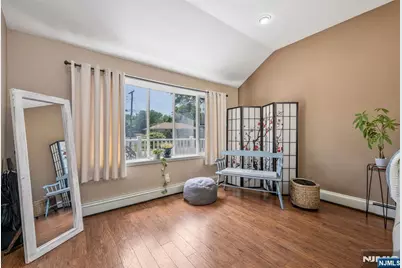 109 Greenwood Avenue, Pequannock Township, NJ 07440 - Photo 10
