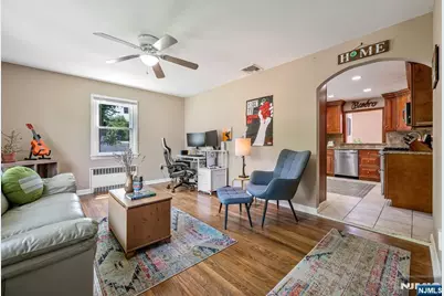 109 Greenwood Avenue, Pequannock Township, NJ 07440 - Photo 18