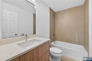 18 Winfield Dr 802, Woodcliff Lake, NJ 07677 - Photo 38