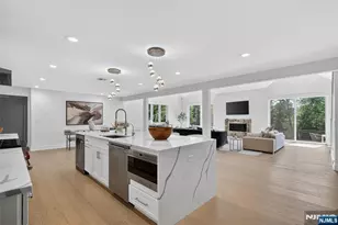 22 Glen Carl Rd, Upper Saddle River, NJ 07458 - Photo 16