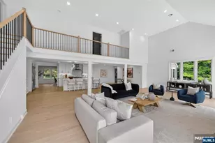 22 Glen Carl Rd, Upper Saddle River, NJ 07458 - Photo 10