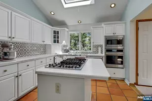 348 Highwood Ave, Glen Rock, NJ 07452 - Photo 10