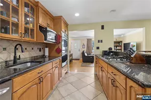 53 Yahara Ave, Rutherford, NJ 07070 - Photo 8