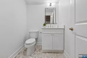 22 Gabriel Ct 22, Paramus, NJ 07652 - Photo 36