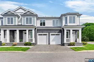 22 Gabriel Ct 22, Paramus, NJ 07652 - Photo 12