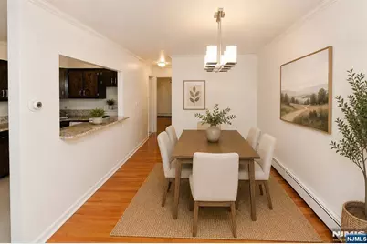 729 10th Street 2F #2F, Secaucus, NJ 07094 - Photo 8