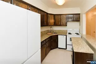 729 10th Street 2F, Secaucus, NJ 07094 - Photo 6