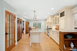 549 Lee Ct, Wyckoff Township, NJ 07481 - Photo 8