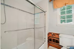 549 Lee Ct, Wyckoff Township, NJ 07481 - Photo 34