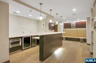250 Henley Pl 210, Weehawken, NJ 07086 - Photo 44