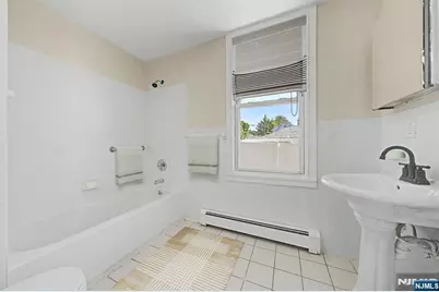 133 Mount Prospect Avenue, Belleville, NJ 07109 - Photo 20