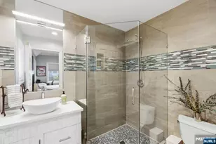 1077 Anderson, Fort Lee, NJ 07024 - Photo 30