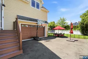 1077 Anderson, Fort Lee, NJ 07024 - Photo 6