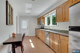 65 E Gramercy Pl, Glen Rock, NJ 07452 - Photo 14
