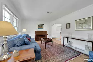 65 E Gramercy Pl, Glen Rock, NJ 07452 - Photo 10