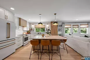 611 Wishing Well Rd, Wyckoff Township, NJ 07481 - Photo 16