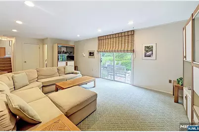 7 Southwood Drive, Parsippany, NJ 07950 - Photo 20