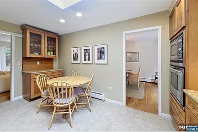 7 Southwood Drive, Parsippany, NJ 07950 - Photo 12