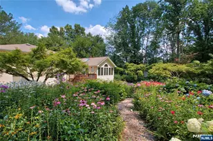 7 Southwood Dr, Parsippany, NJ 07950 - Photo 46
