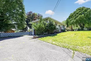 228 Shaw Pl, Park Ridge, NJ 07656 - Photo 6